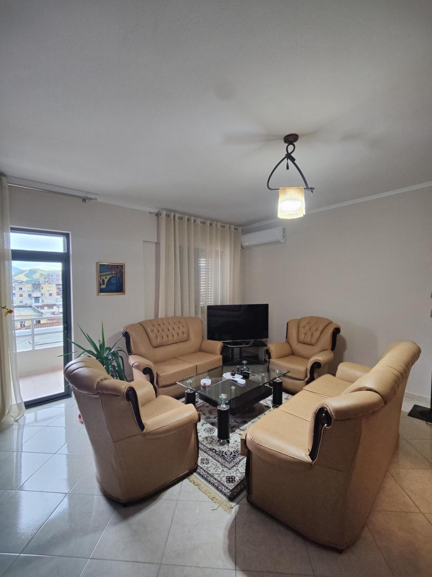 City Center Apartment Берат Екстериор снимка